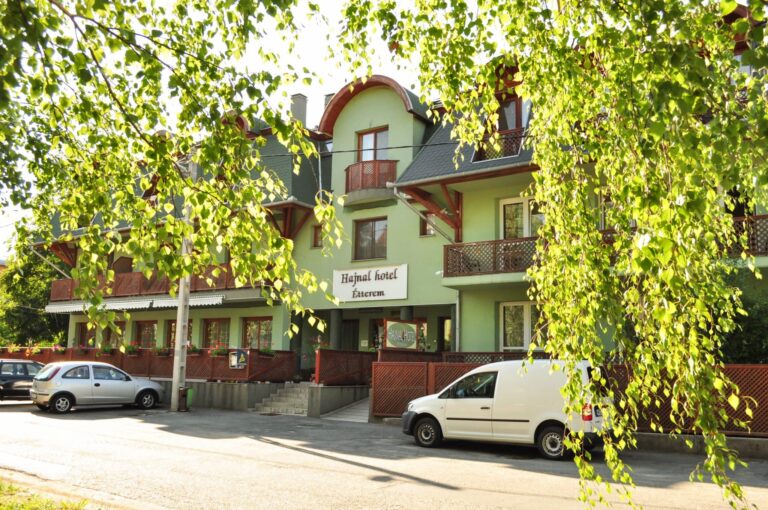 Hajnal Hotel Mezőkövesd